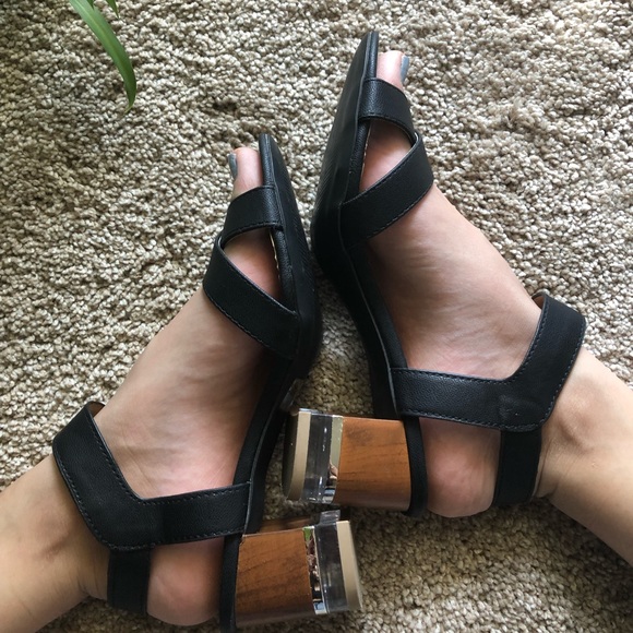 Lulus Shoes - SOLD